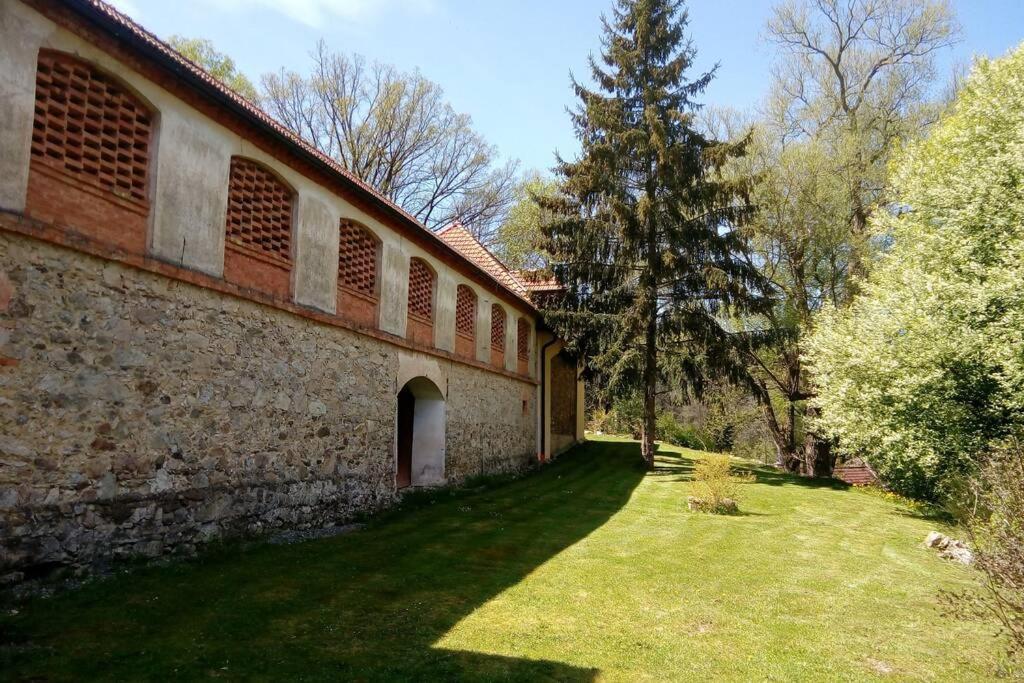 Zamecek Zdiky - Knizeci Apartman Bujanov Εξωτερικό φωτογραφία