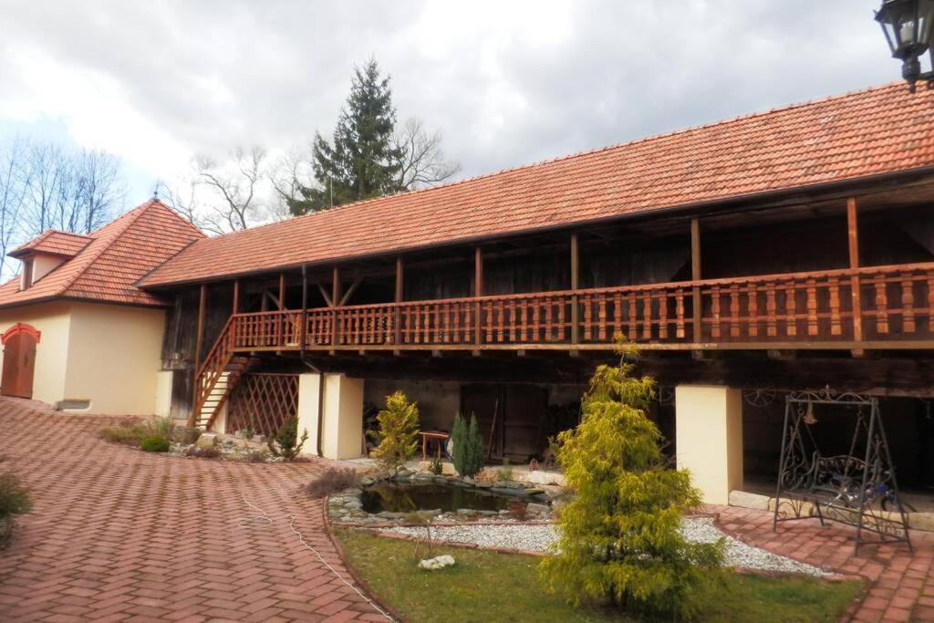 Zamecek Zdiky - Knizeci Apartman Bujanov Εξωτερικό φωτογραφία
